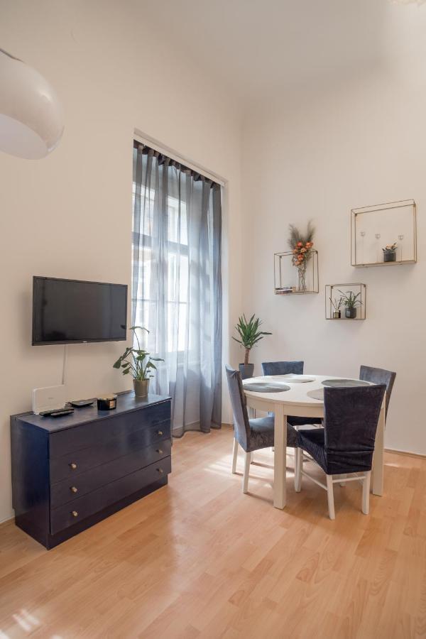 זאגרב Magnolia Apartment מראה חיצוני תמונה